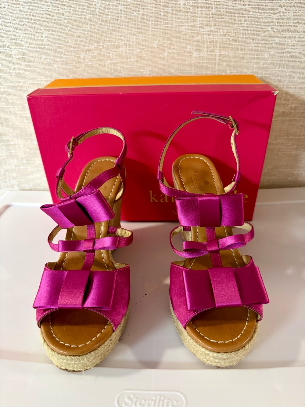 Kate Spade EUC Juju Bow Satin Espadrille Wedges Pink 8.5 Raffia